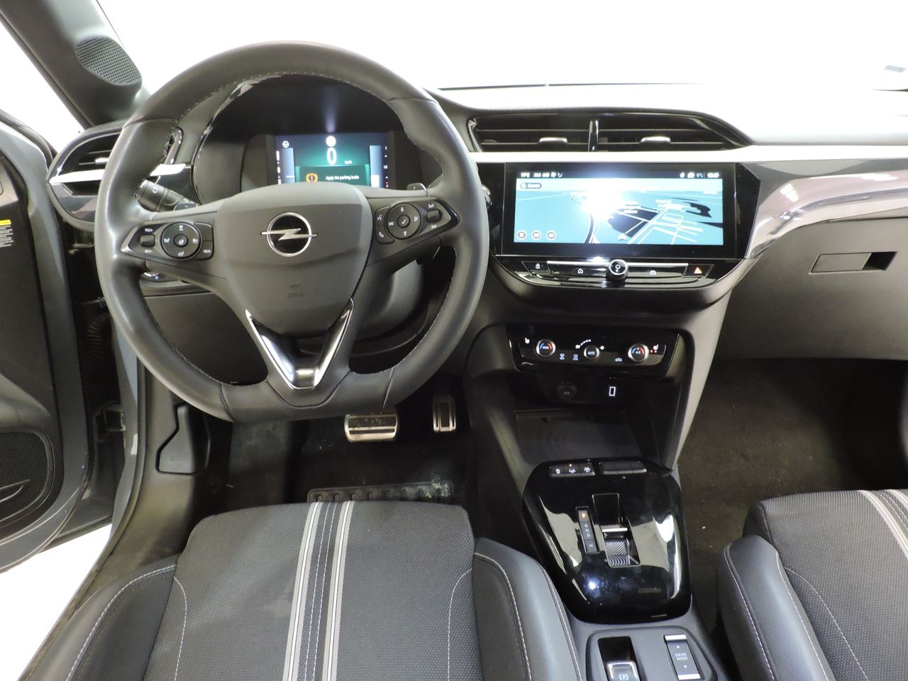 Opel Corsa Hybrid 1.2 100 kW - Foto 10