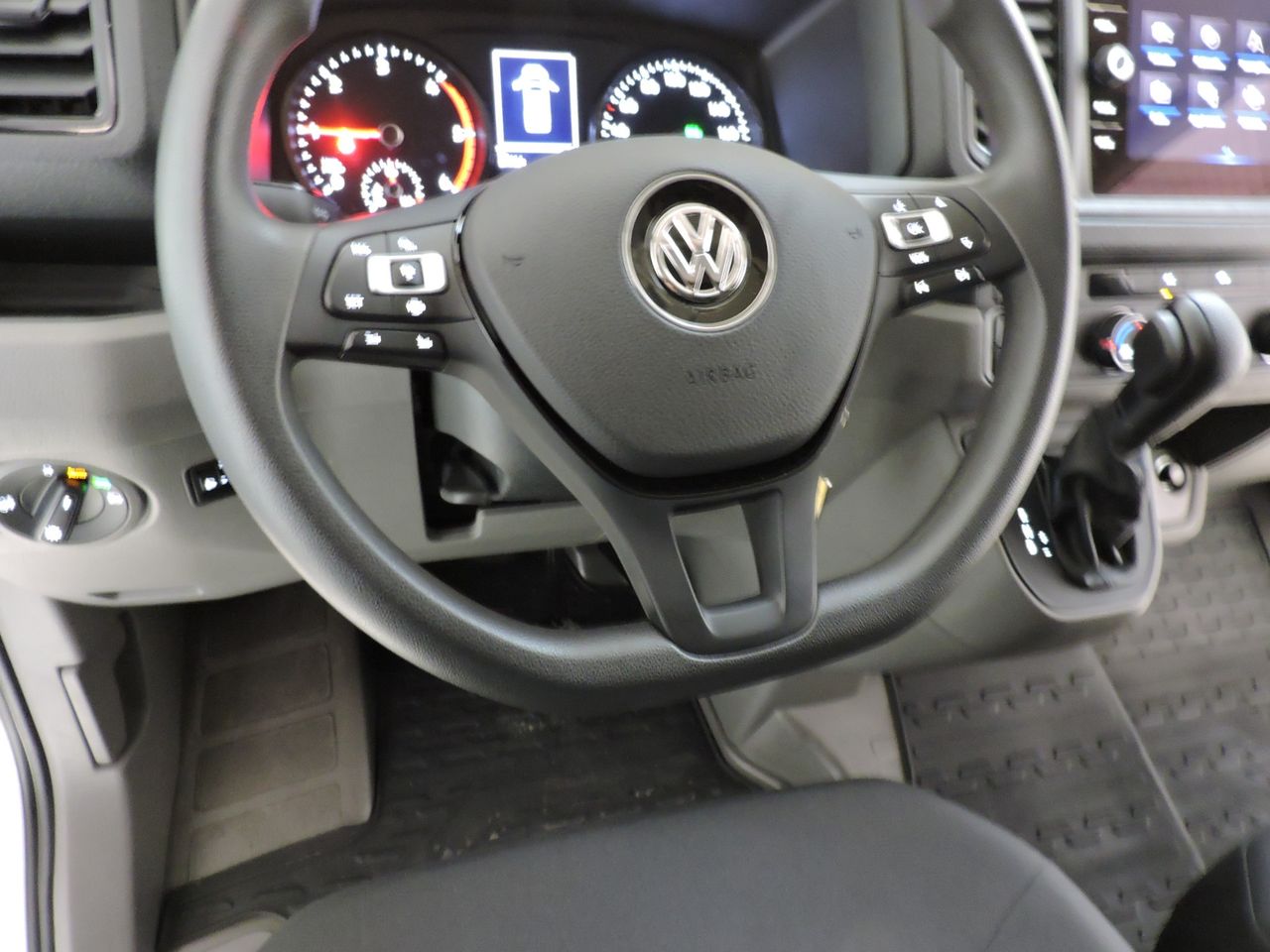 Volkswagen Crafter FURGONE 35 L3H2 2.0 BITDI 177CV BUSINESS AUT - Foto 14