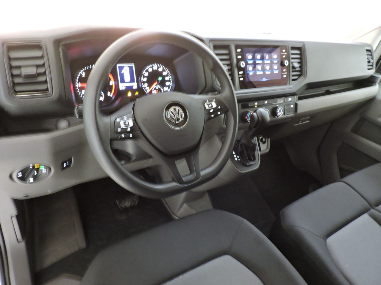 Volkswagen Crafter FURGONE 35 L3H2 2.0 BITDI 177CV BUSINESS AUT - Foto 11