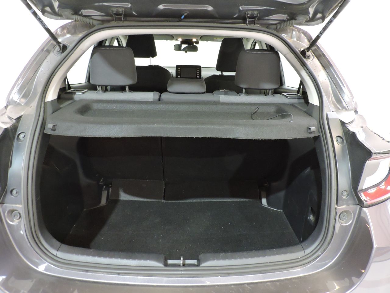 Toyota Yaris 5p 120H Active Tech YARIS HYBRID BUSINESS MY20 - Foto 19