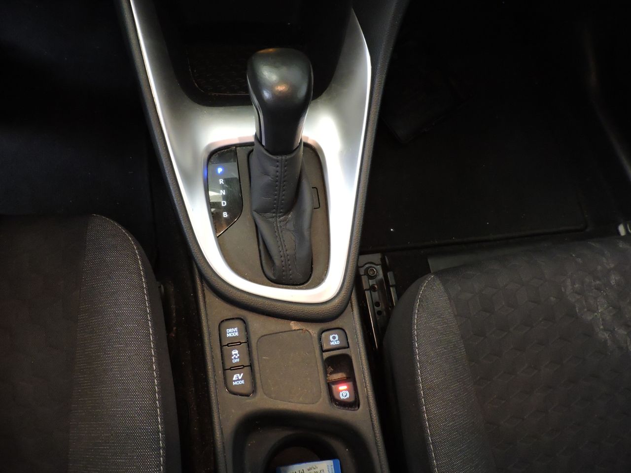 Toyota Yaris 5p 120H Active Tech YARIS HYBRID BUSINESS MY20 - Foto 15