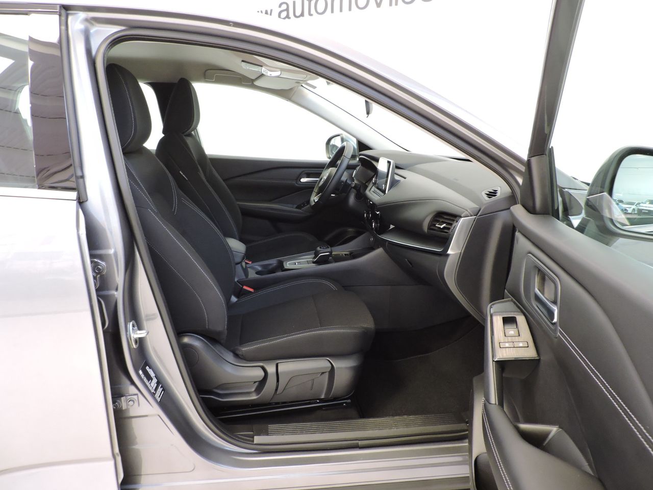 Nissan Qashqai 1.3 116 kW 1.3 MHEV 158 BUSINESS XTRONIC - Foto 12