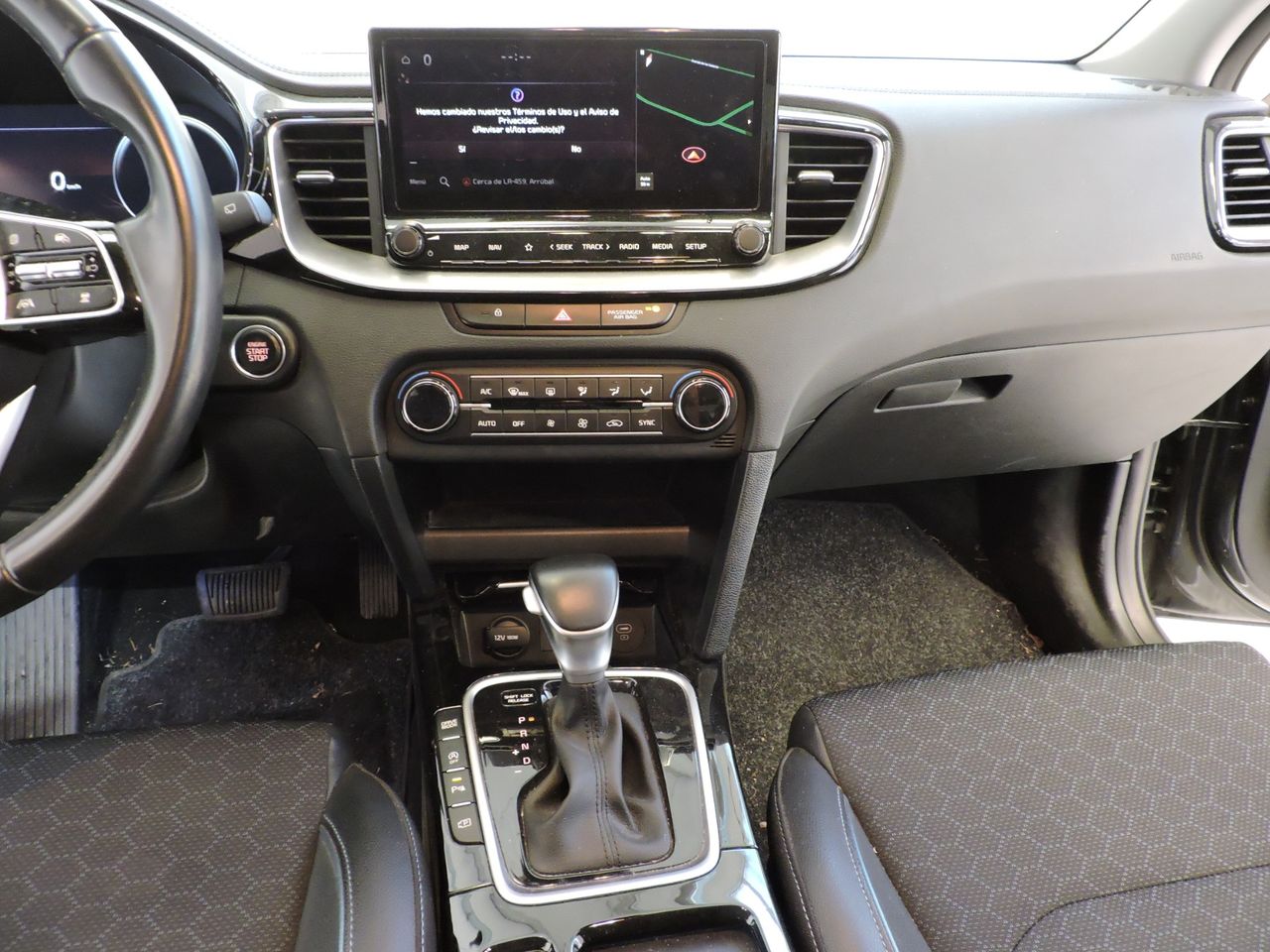 Kia XCeed Tech 1.6 Diesel MHEV 100 kW 136 CV STYLE - Foto 12