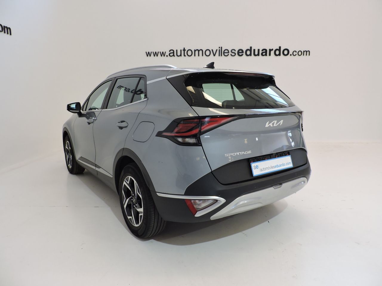 Kia Sportage Tech 1.6 CRDi MHEV 100 kW 136CV Business 2WD - Foto 7
