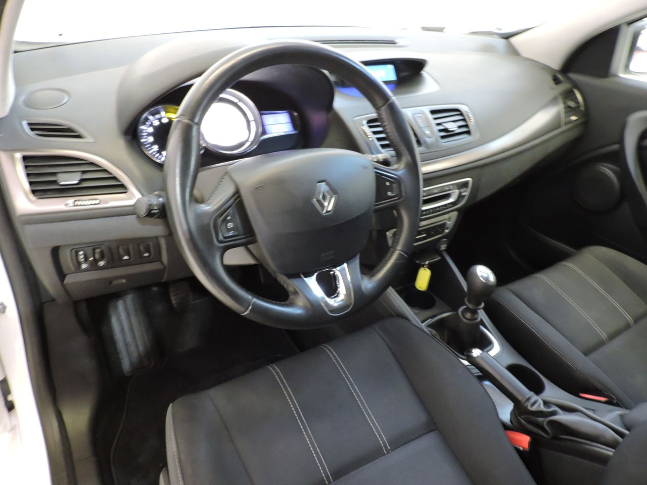 Renault Megane Coupé Dynamique Energy Tce 115 S&S - Foto 10