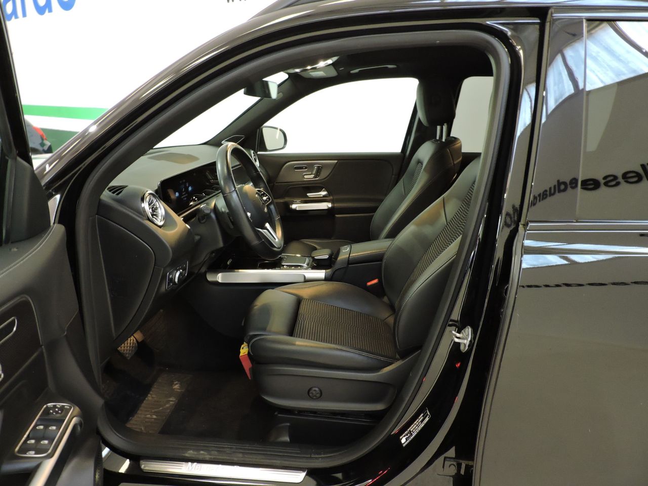 Mercedes GLB MERCEDES GLB 180 d 5p - Foto 11