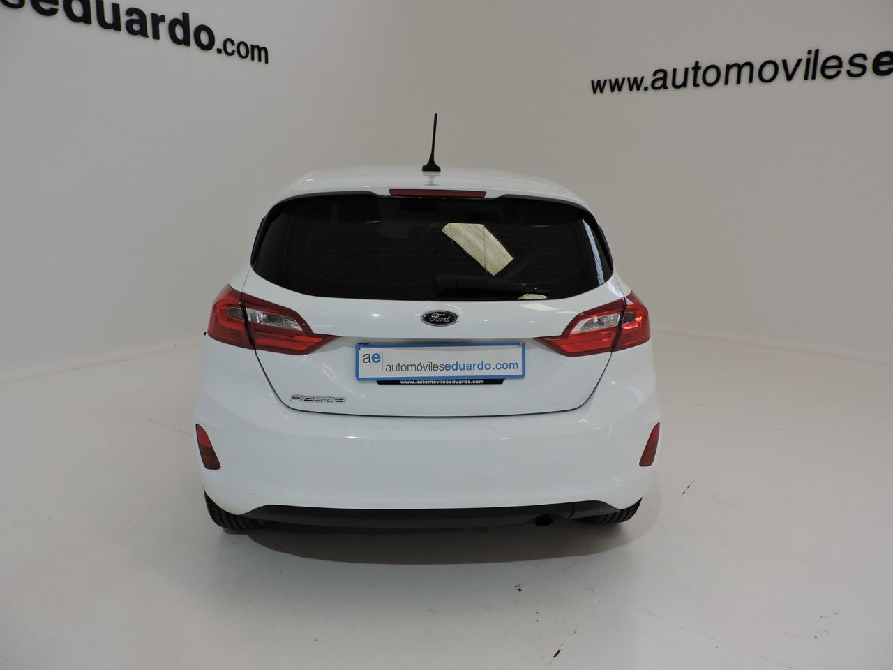 Ford Fiesta 5p Limited Edition 1.1 Ti-VCT 55 kW - Foto 8