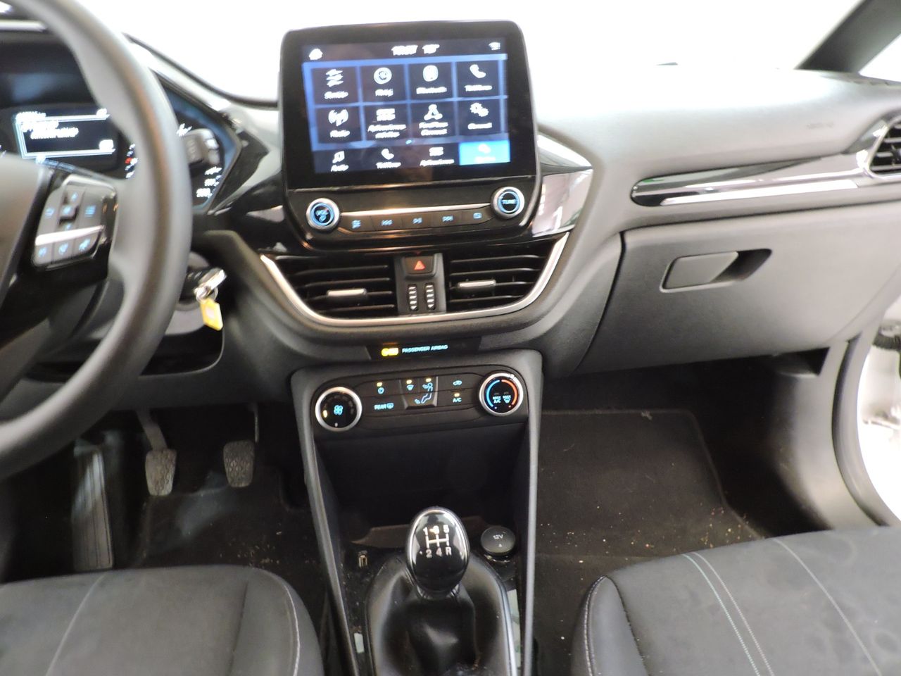 Ford Fiesta 5p Limited Edition 1.1 Ti-VCT 55 kW - Foto 15