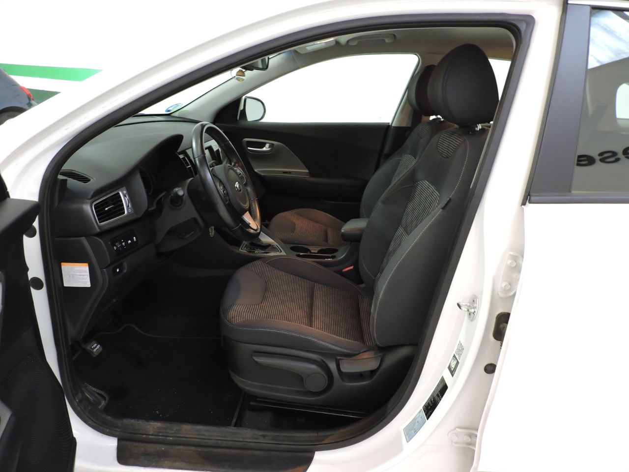 Kia Niro 1.6 HEV Drive - Foto 11