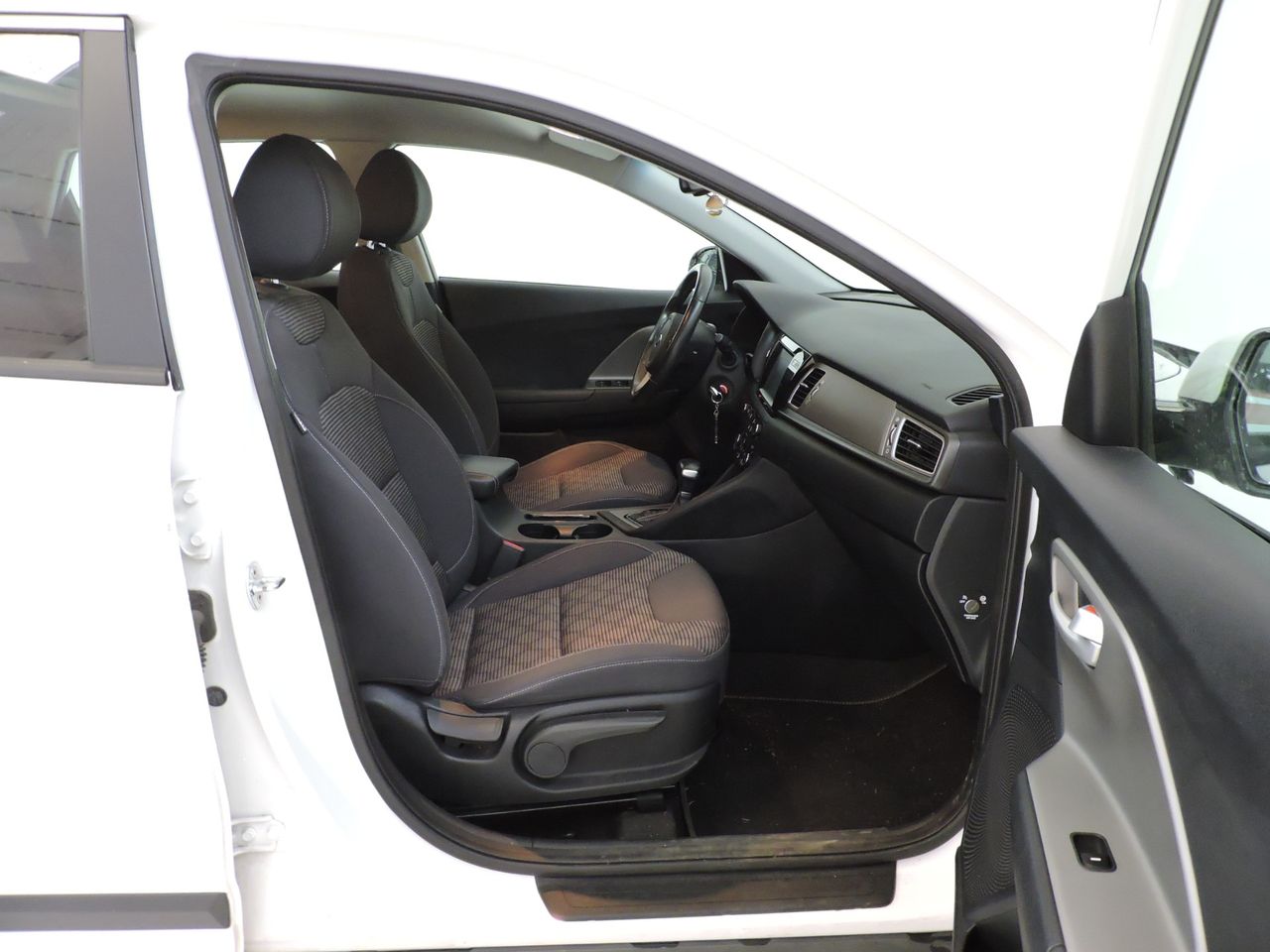 Kia Niro 1.6 HEV Drive - Foto 12