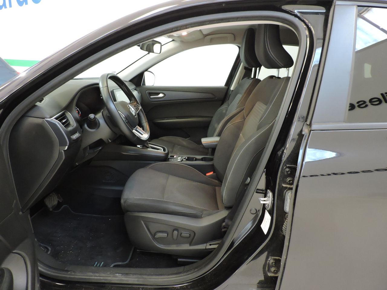 Renault Arkana equilibre E-TECH full hybrid 105 kW - Foto 11