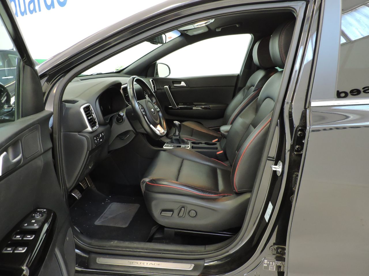 Kia Sportage 1.6 MHEV GT Line Xtreme 85 kW - Foto 11