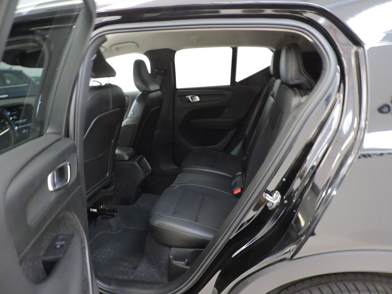 Volvo XC40 Business Plus T3 Aut. - Foto 18