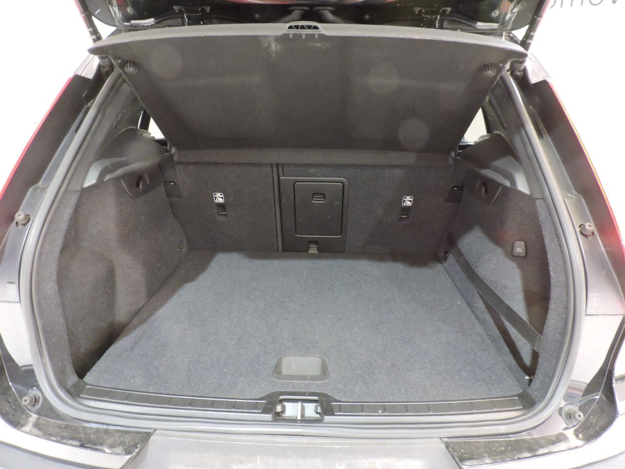 Volvo XC40 Business Plus T3 Aut. - Foto 19