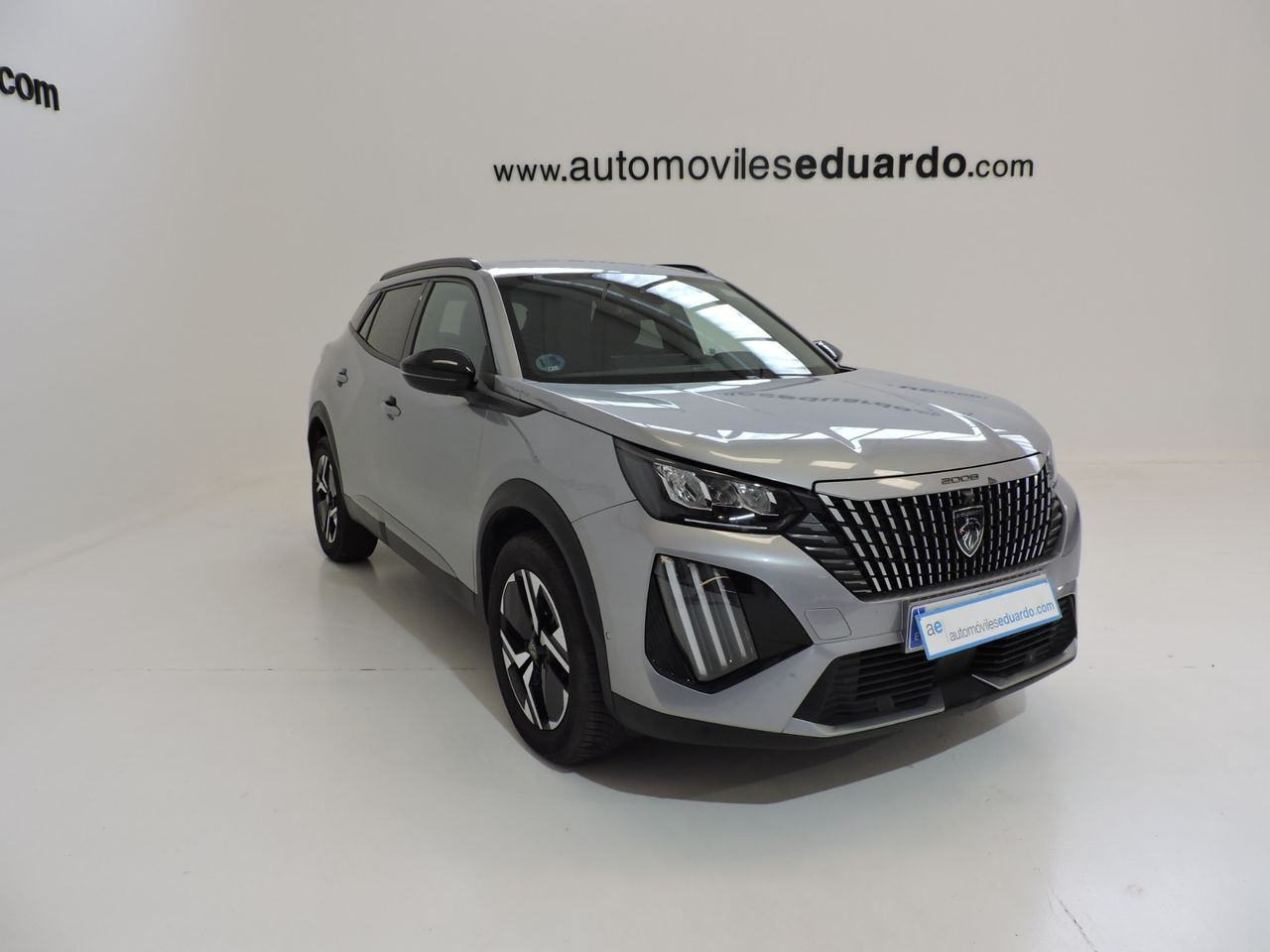 Peugeot 2008 Allure Hybrid 145 e-DCS6 - Foto 4