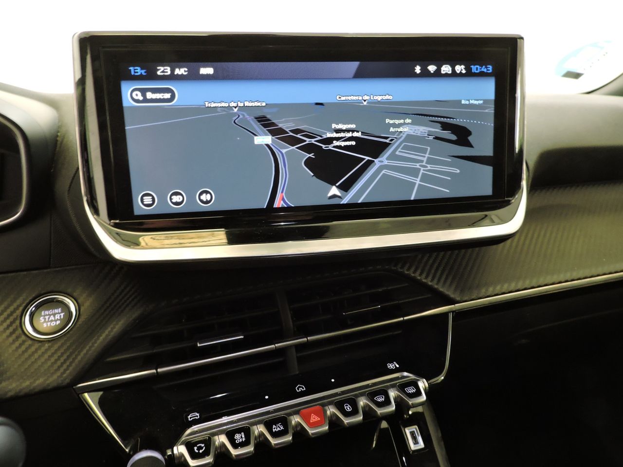 Peugeot 2008 Allure Hybrid 145 e-DCS6 - Foto 13