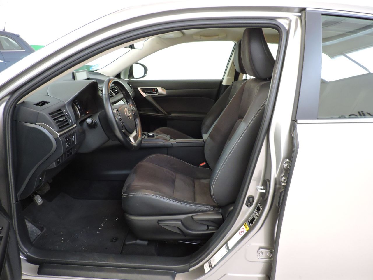Lexus CT 200h Business - Foto 15