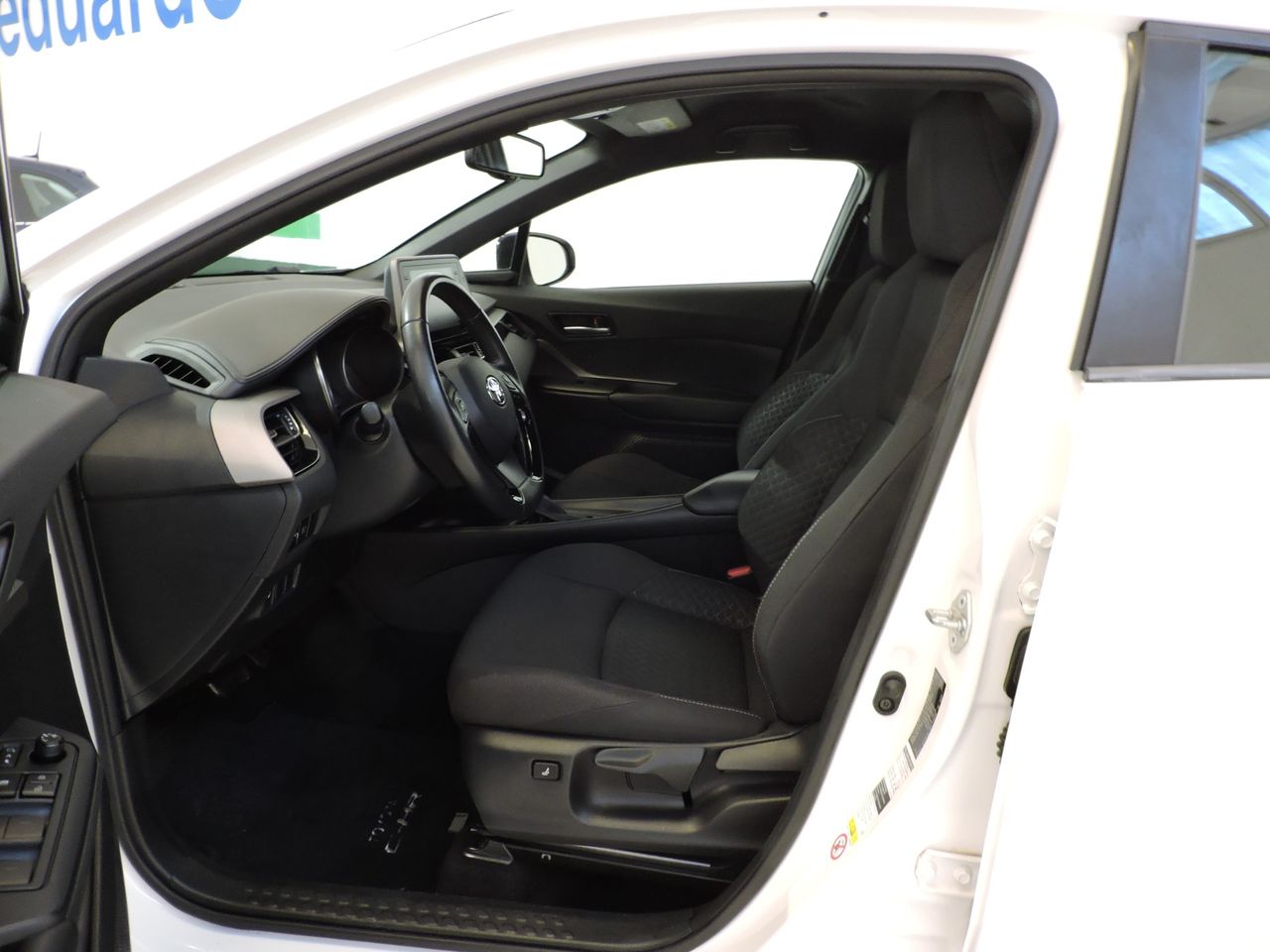 Toyota C-HR 125H Advance - Foto 16