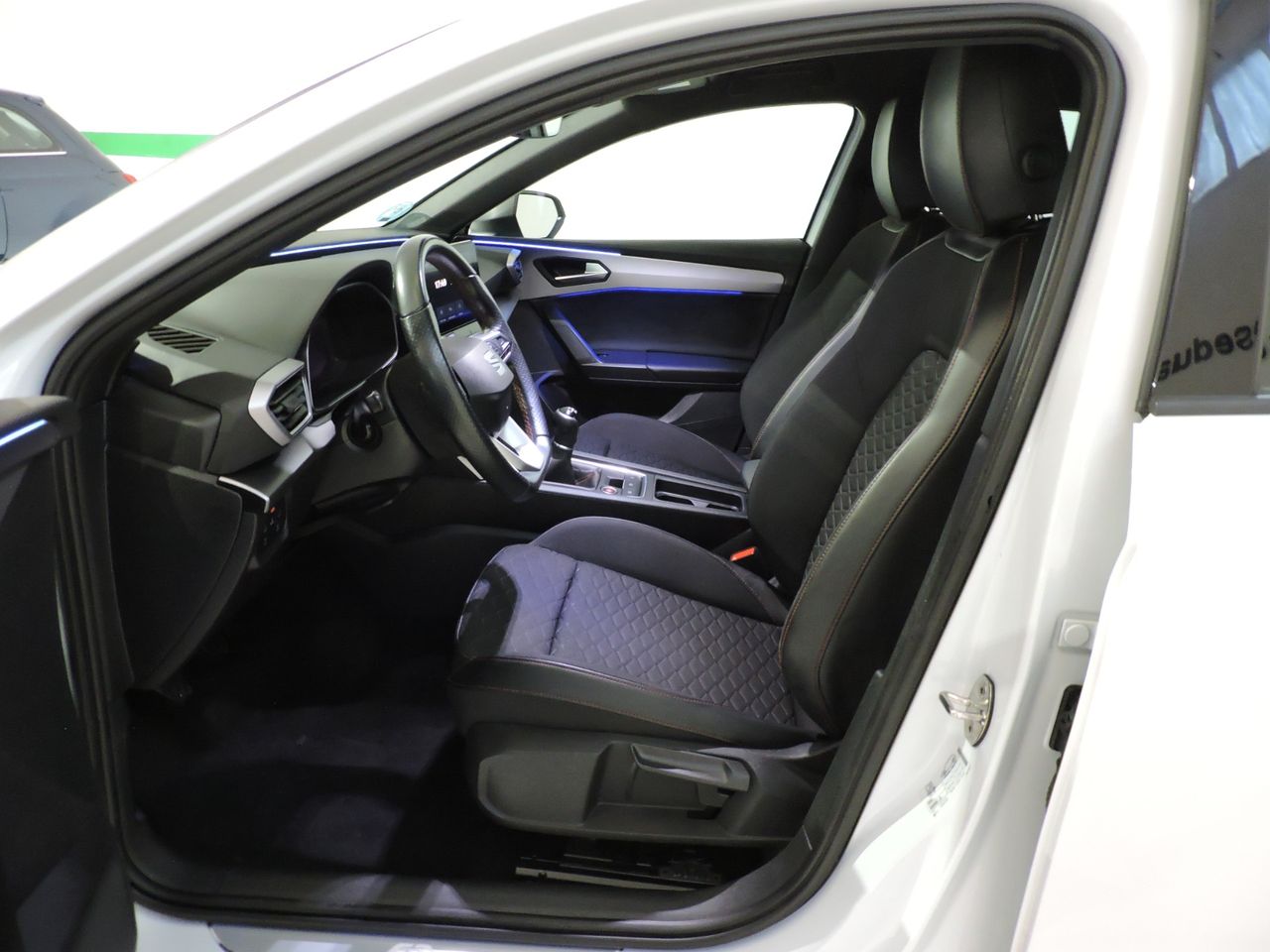 Seat Leon 1.5 TSI 85 kW 110CV FR 25 Aniversario - Foto 16