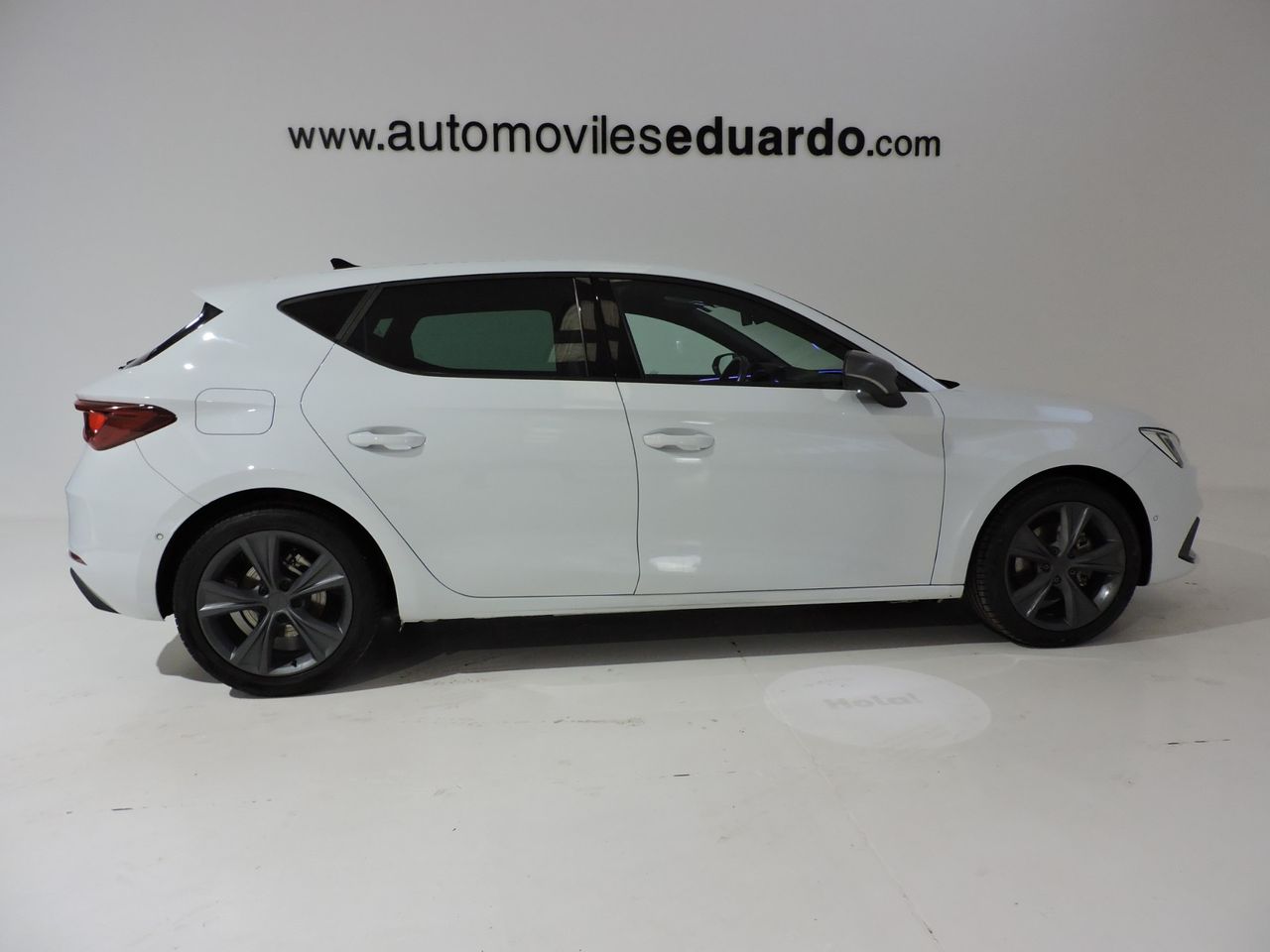 Seat Leon 1.5 TSI 85 kW 110CV FR 25 Aniversario - Foto 8