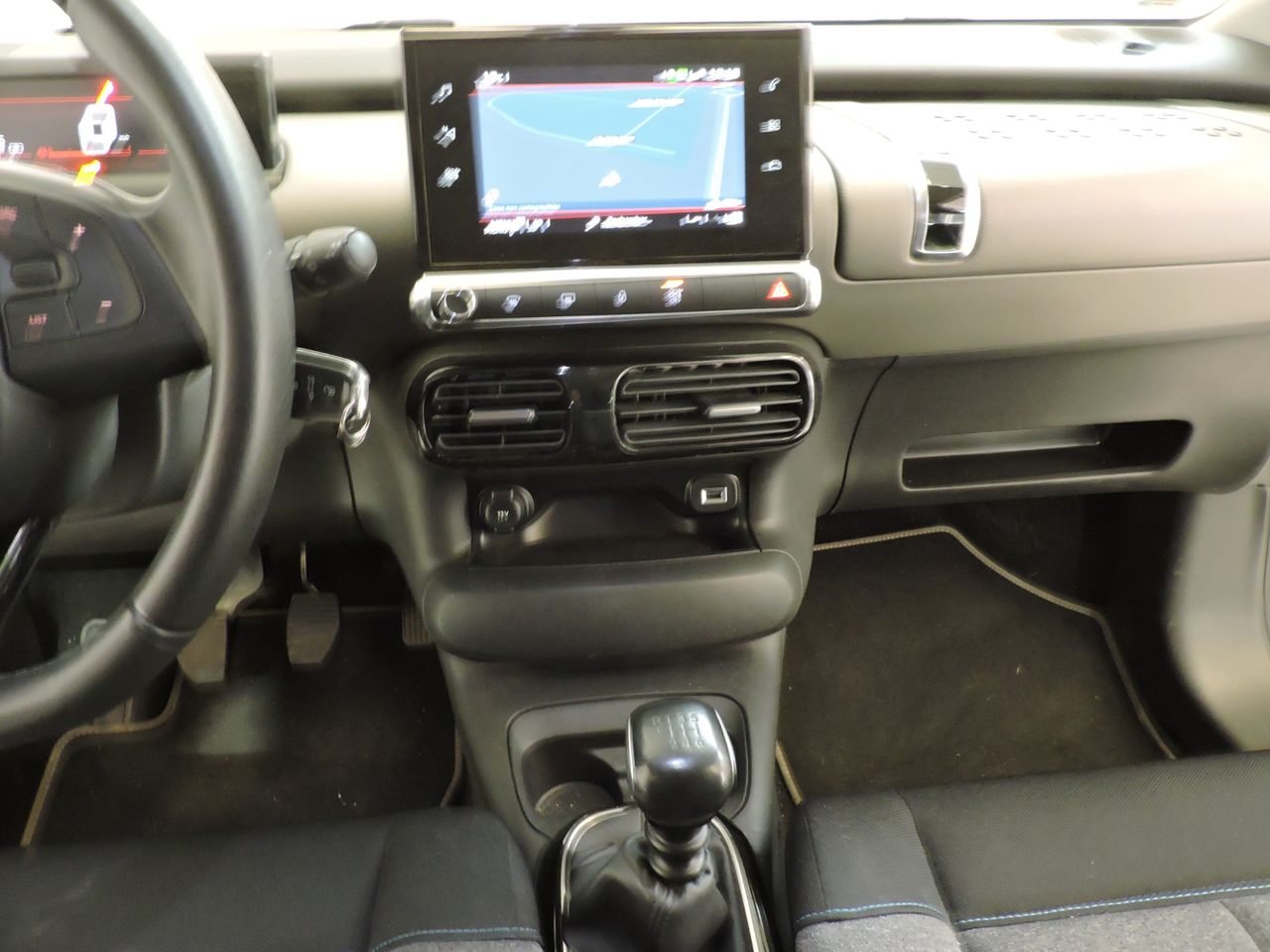 Citroën C4 Cactus BlueHDi 100 S&S Feel Business - Foto 13