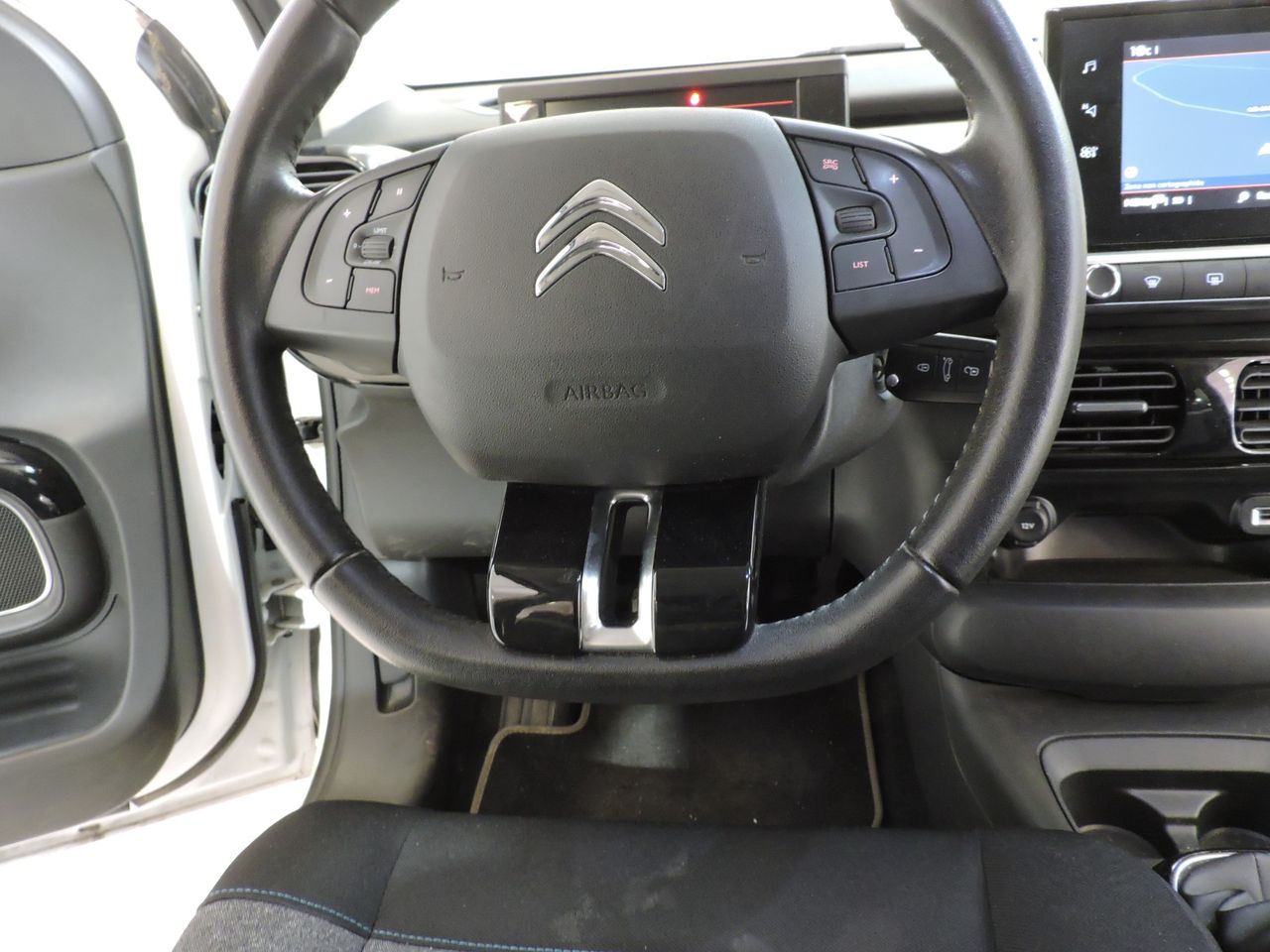 Citroën C4 Cactus BlueHDi 100 S&S Feel Business - Foto 11