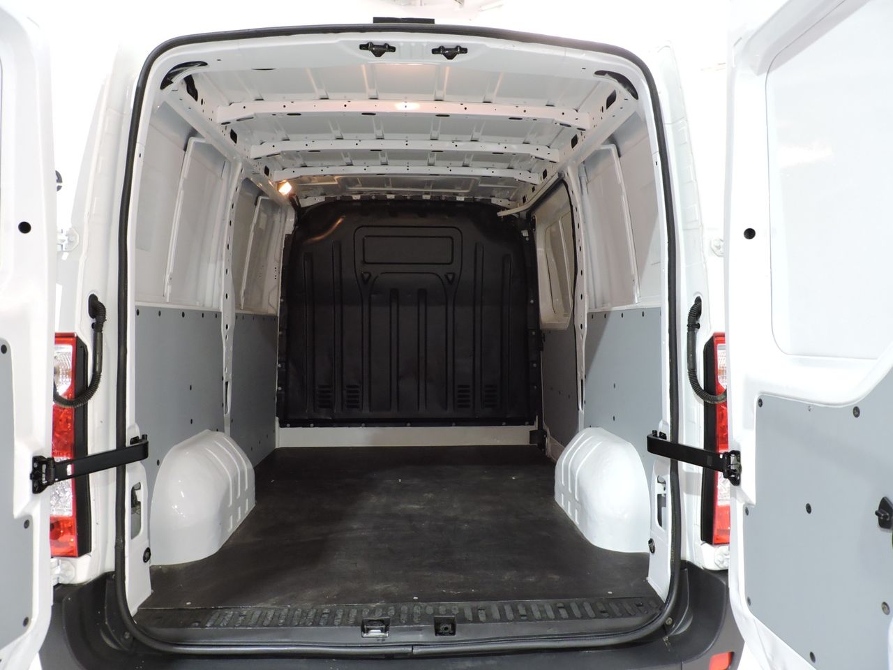 Renault Master FURGÓN T L1H1 3300 BLUE dCi 99 kW 135 CV - Foto 15