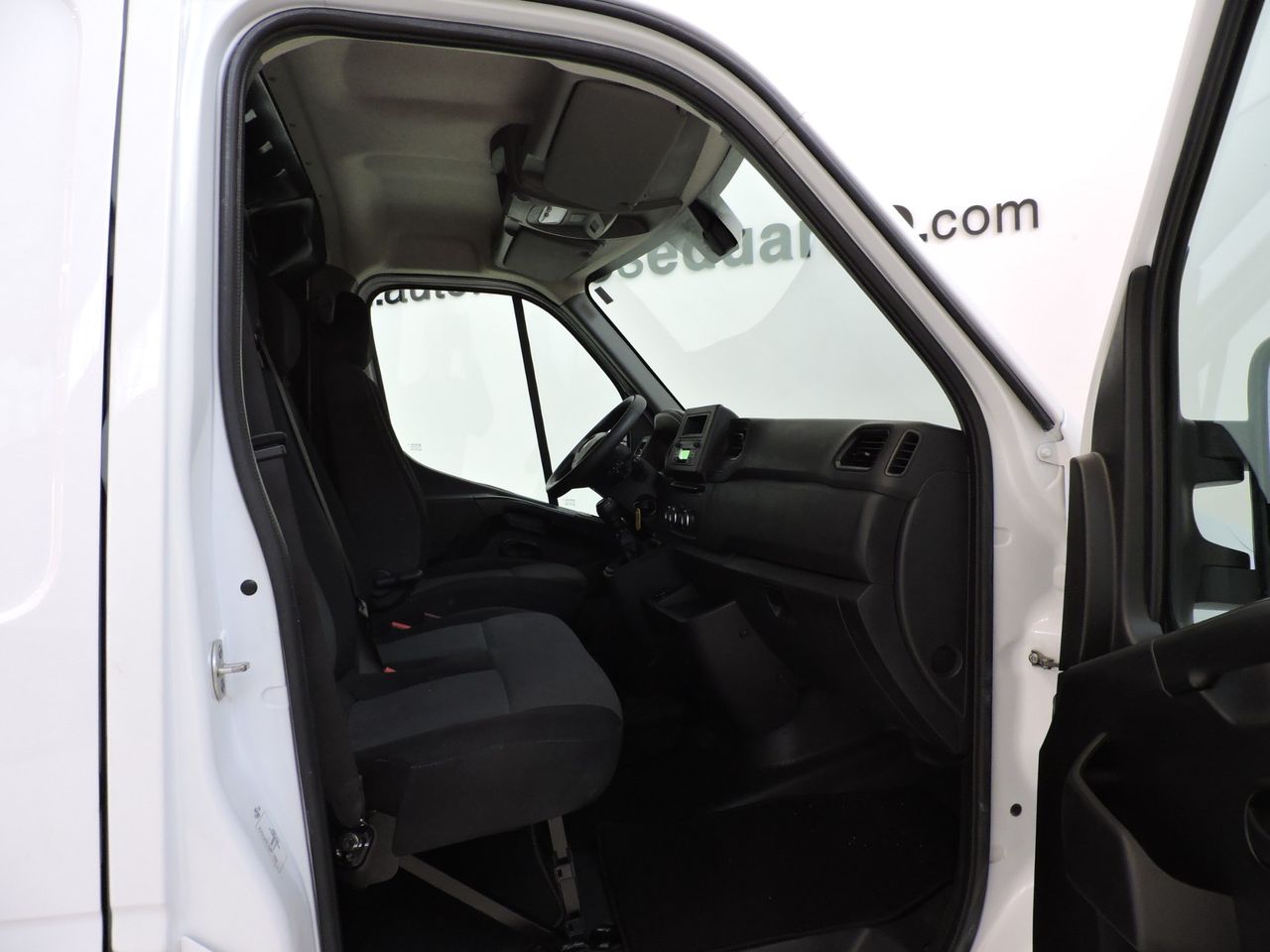 Renault Master FURGÓN T L1H1 3300 BLUE dCi 99 kW 135 CV - Foto 13