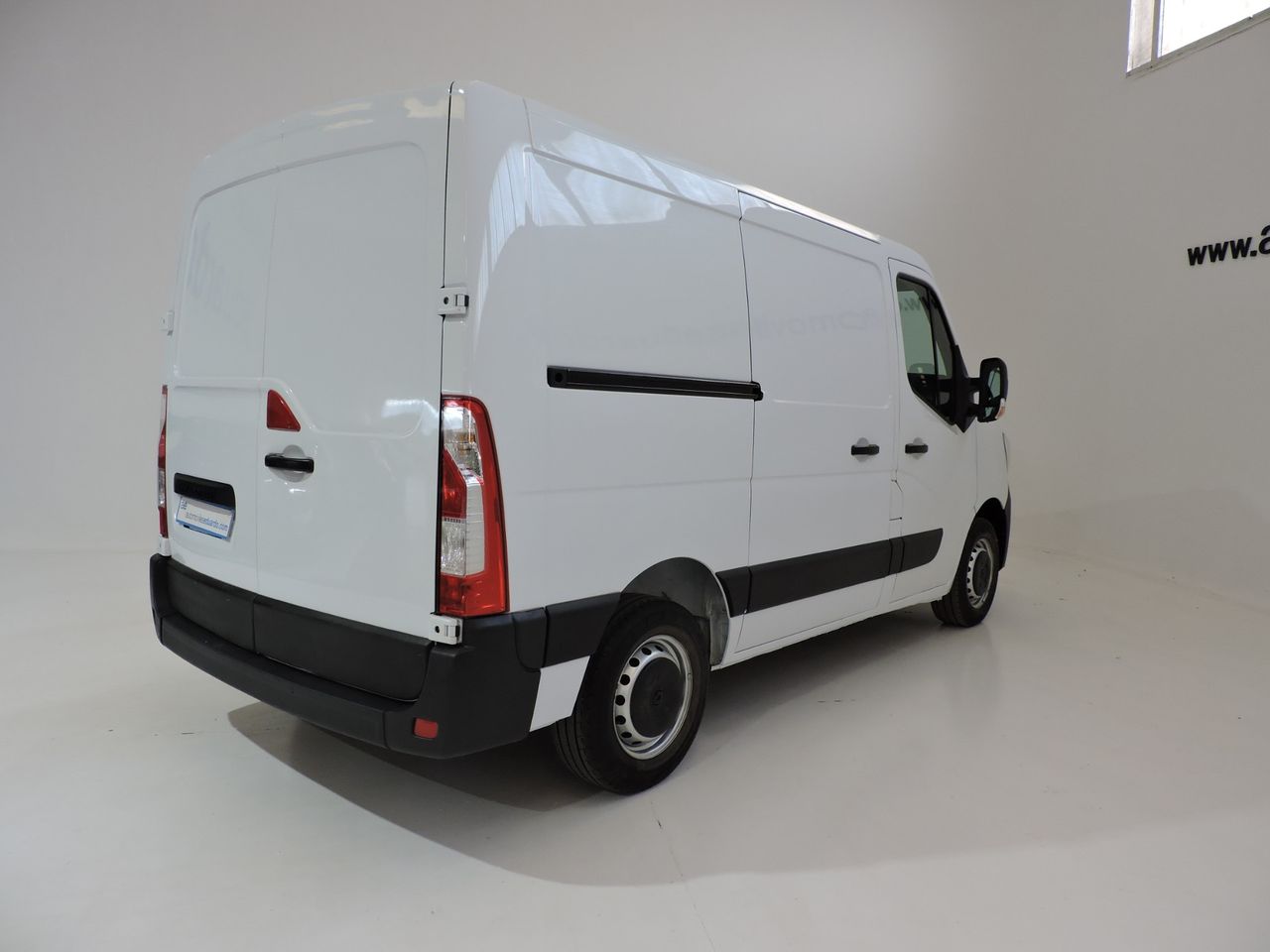 Renault Master FURGÓN T L1H1 3300 BLUE dCi 99 kW 135 CV - Foto 5