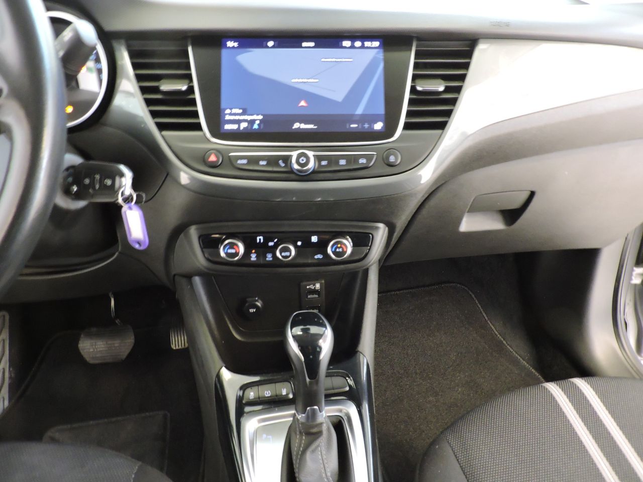 Opel CrossLand Elegance 1.2 Turbo 96 kW 130CV - Foto 13