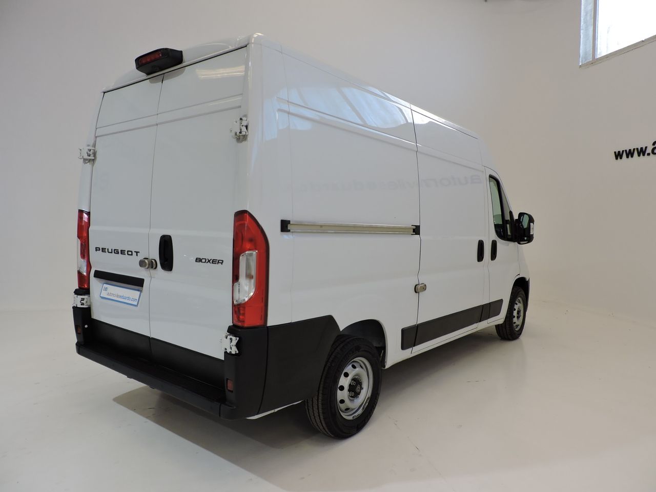 Peugeot Boxer FURGON 2.2 BLUEHDI 120 S&S 330 L2H2 - Foto 5