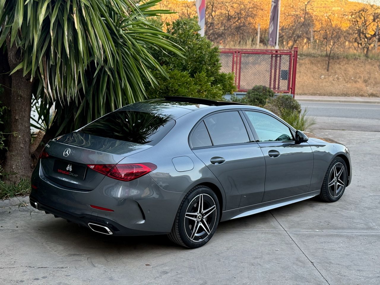 Mercedes Clase C 220D 9G AMG LINE TECHO PANORAMICO - Foto 12