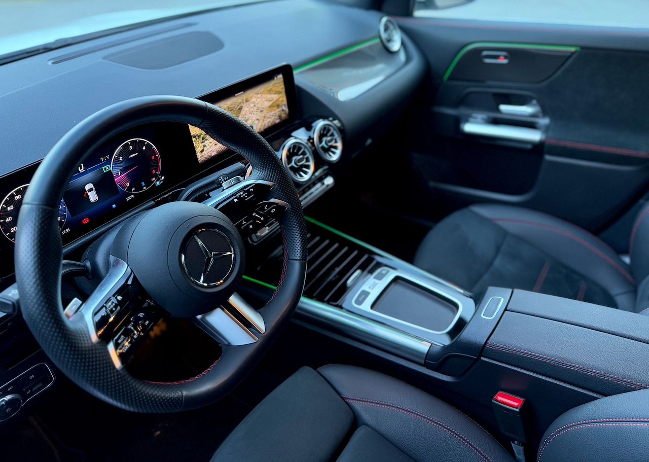 Mercedes GLA 200 D AMG LINE  - Foto 23