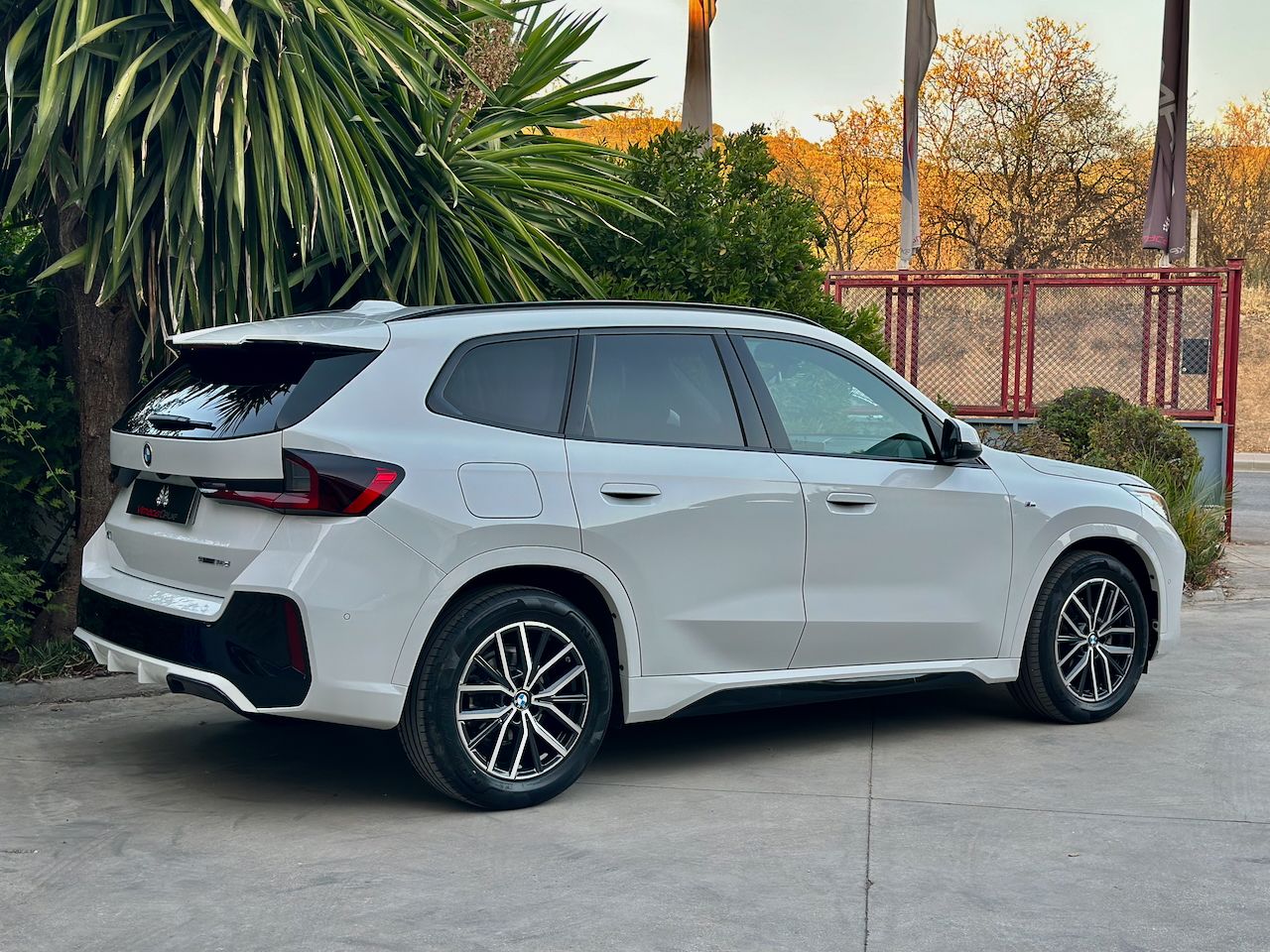 BMW X1 SDRIVE18D PAQUETE M  - Foto 9