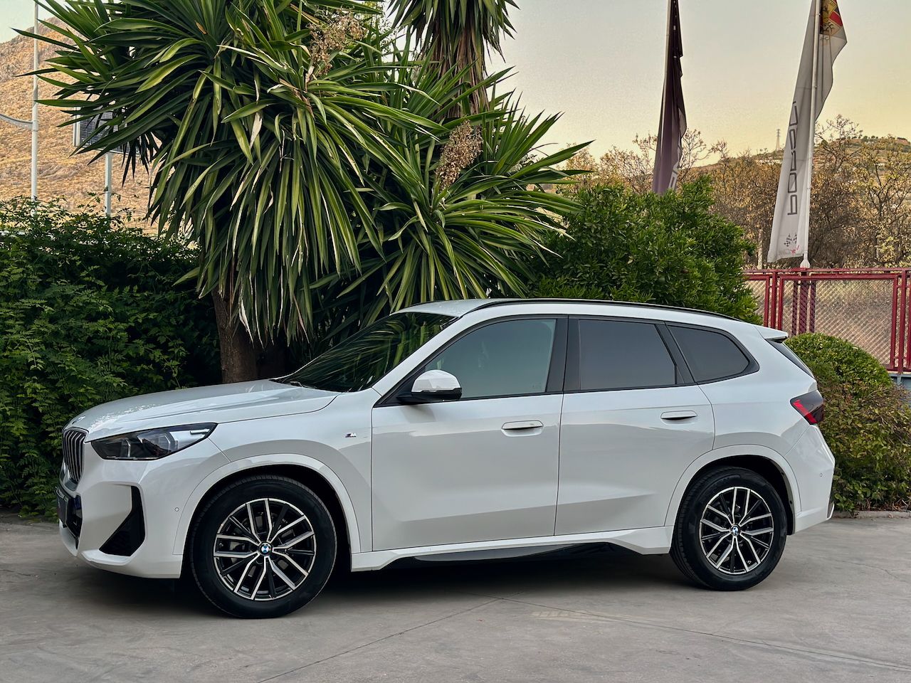 BMW X1 SDRIVE18D PAQUETE M  - Foto 6