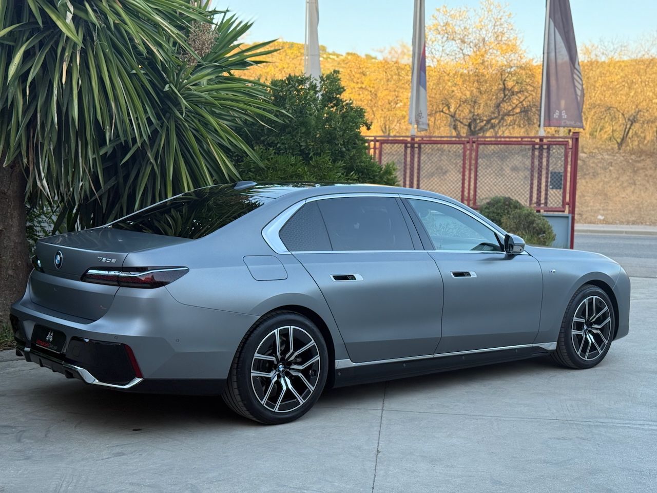 BMW Serie 7 750E XDRIVE M  - Foto 17