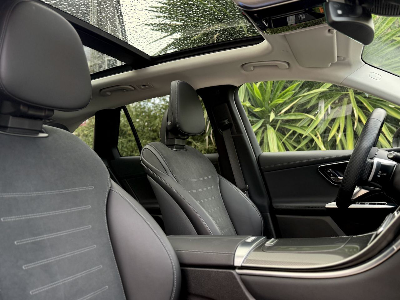 Mercedes Clase GLC 300E 4 MATIC  - Foto 19