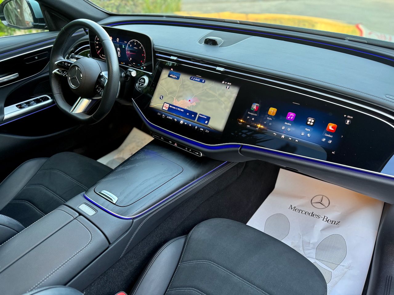 Mercedes Clase E 220D 9G AMG LINE, TECHO PANORAMICO MODELO NUEVO - Foto 37