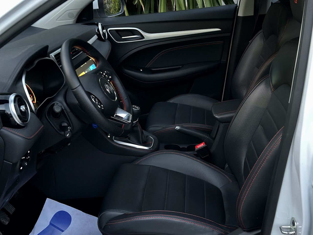 MG ZS 1.5 LUXURY  - Foto 17