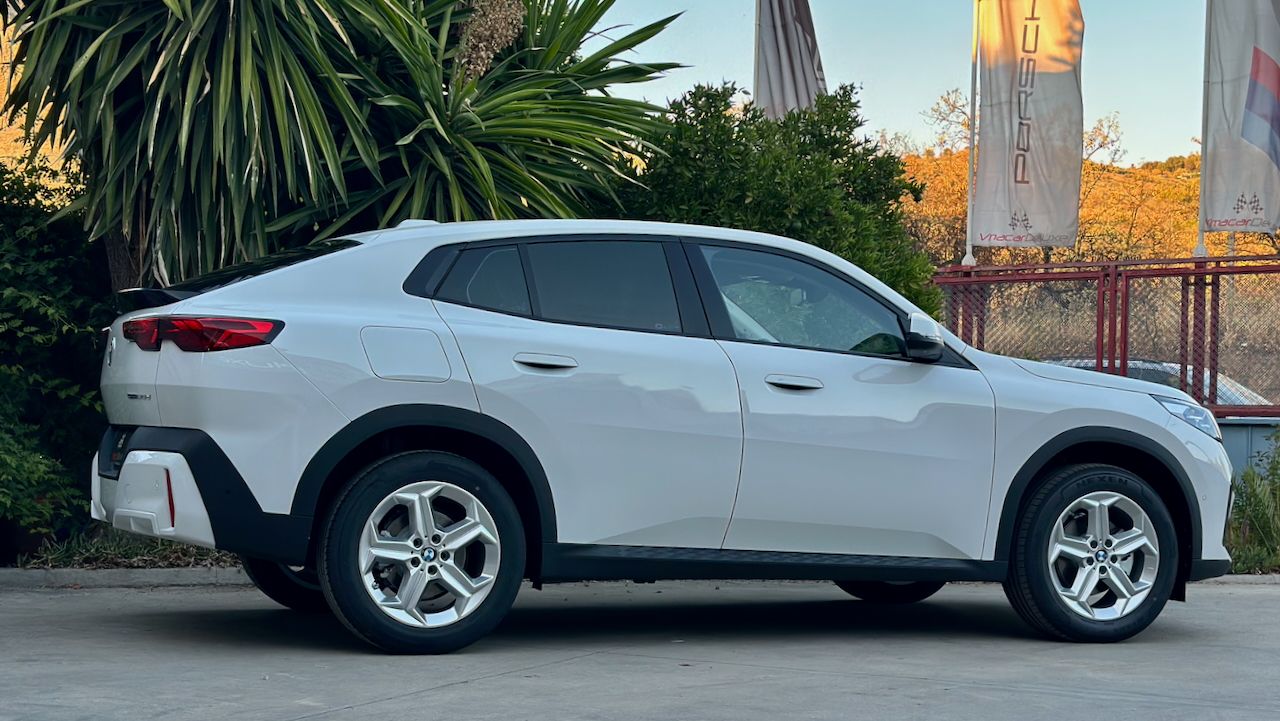 BMW X2 SDRIVE20D AUTO NUEVO A ESTRENAR - Foto 8