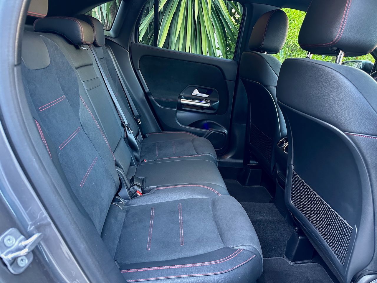 Mercedes GLA 200 7G AMG LINE  - Foto 13