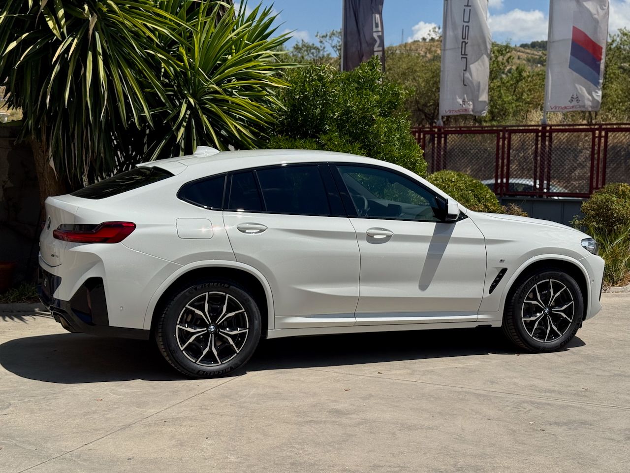 BMW X4 XDRIVE20D PAQUETE M NUEVO A ESTRENAR  - Foto 10