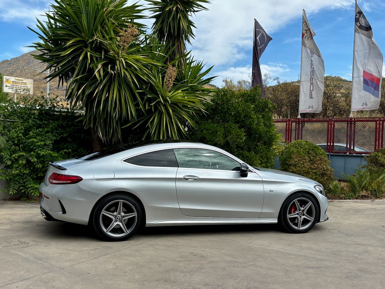 Mercedes Clase C 220d Coupé AMG Line - Foto 8
