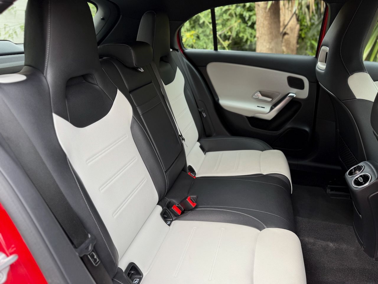 Mercedes Clase A A180 D AMG LINE - Foto 24