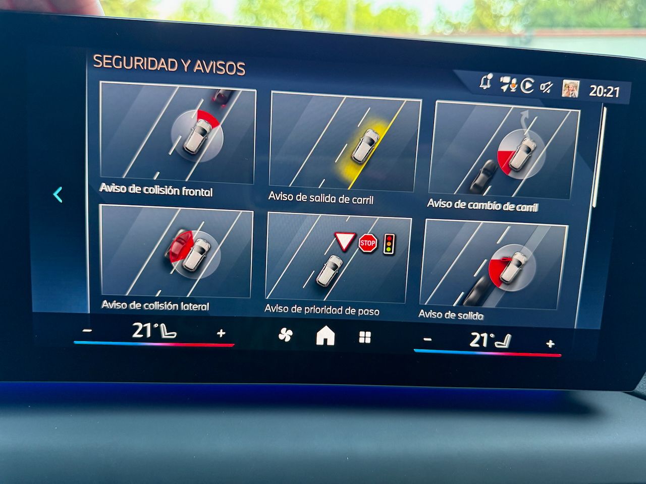 BMW Serie 1 120 M SPORT PRO - Foto 38