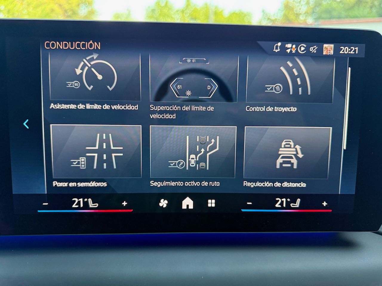 BMW Serie 1 120 M SPORT PRO - Foto 36