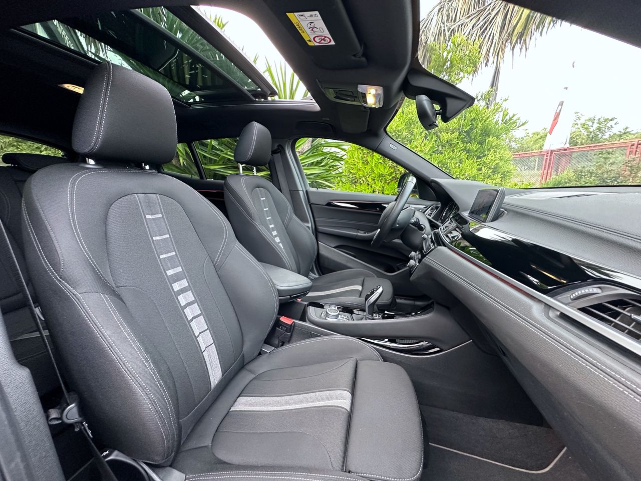 BMW X2 SDRIVE18I AUTO. TECHO PANORAMICO - Foto 3