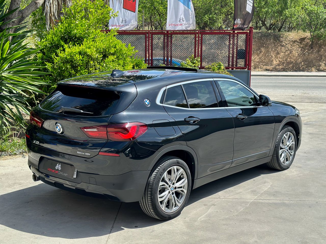 BMW X2 SDRIVE18I AUTO. TECHO PANORAMICO - Foto 11