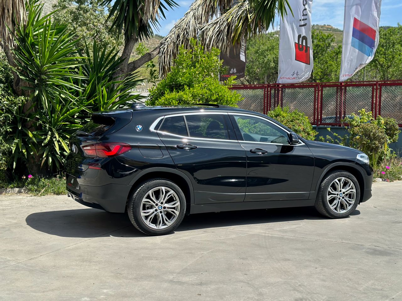 BMW X2 SDRIVE18I AUTO. TECHO PANORAMICO - Foto 10