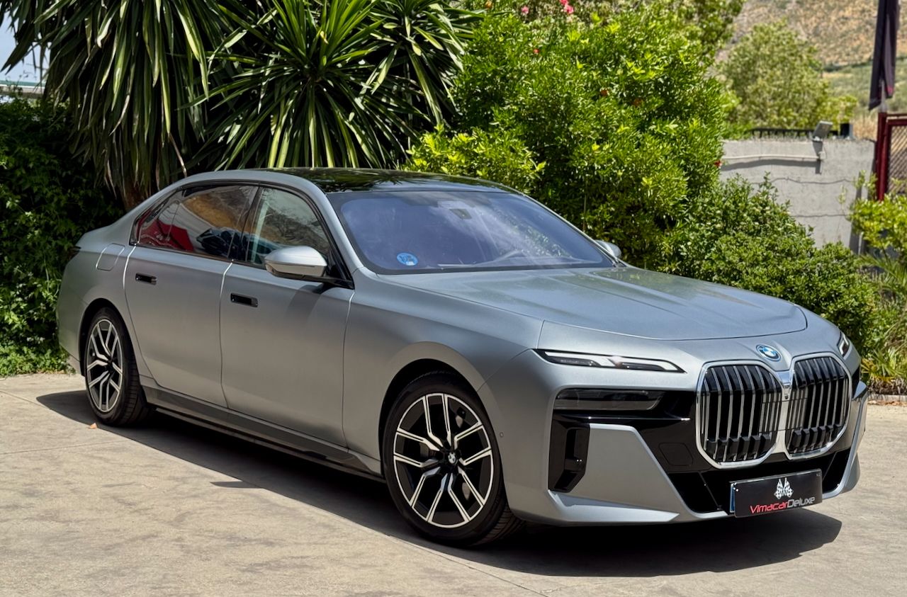 BMW Serie 7 750e xDrive THEATRE SCRREN - Foto 6